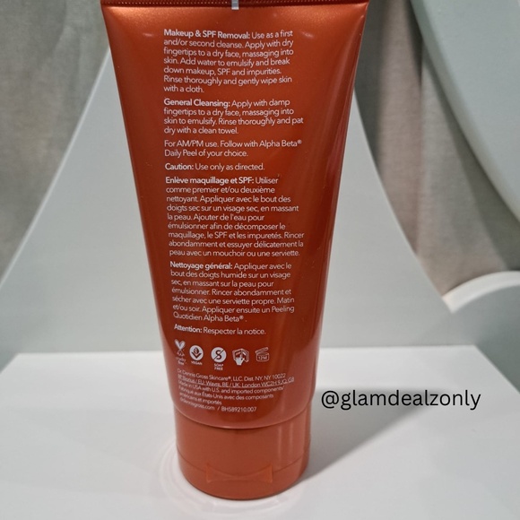 ✨NEW Dr Dennis Gross Vitamin C Creamy Cleansing Oil✨ - Picture 2 of 3